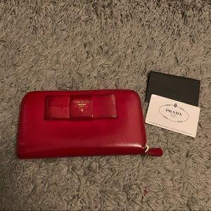 PRADA wallet